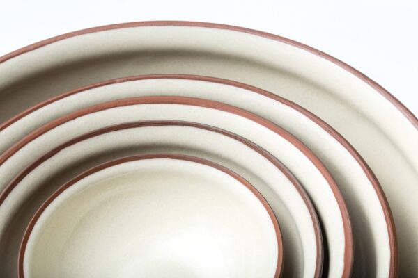 vaidava ceramics raw earth collection bowl beige tykky van hand gemaakte keramiek kopen